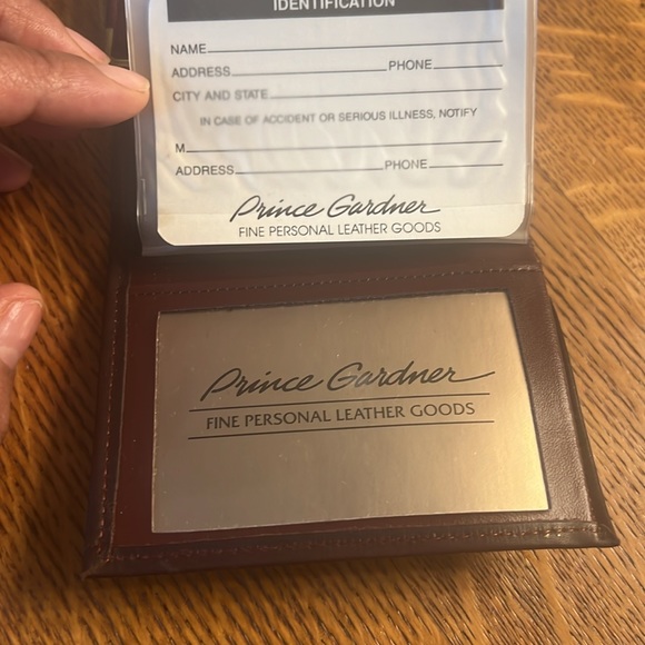 Amazing condition vintage Princess Gardener cowhide wallet - Picture 6 of 7